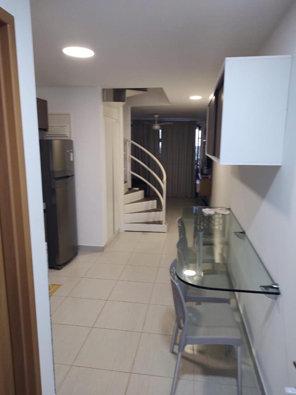 Flat No Cupe Living Apartment